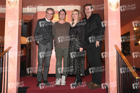 Theaterpremiere 'Trennung frei Haus' in München